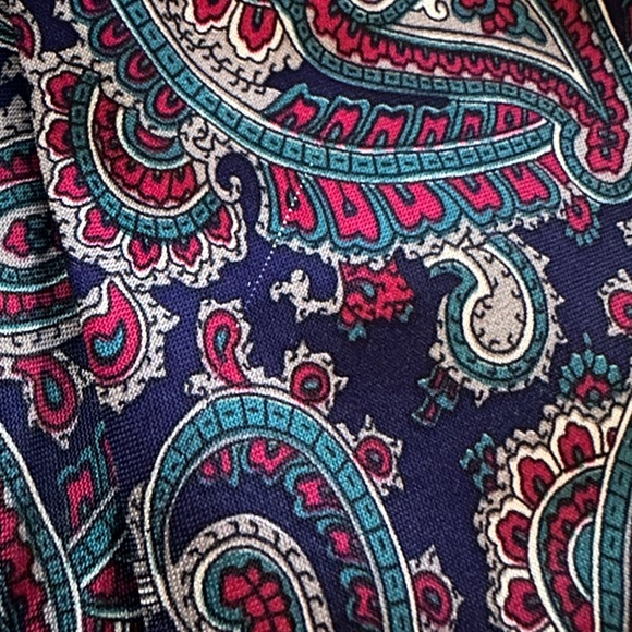 VTG Executive Apparel Mens tie Blue Teal Red Paisley Floral Pattern Business - Picture 6 of 6